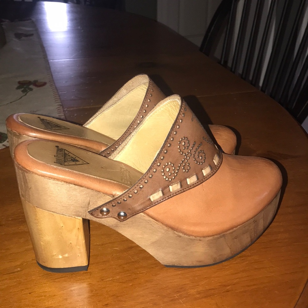 John fluevog clogs
